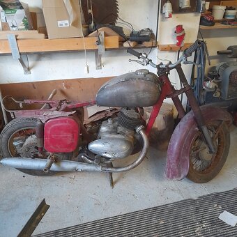 Jawa 250 - 2