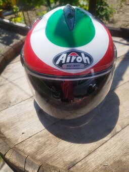 Prilba Airoh - 2