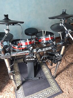Alesis Crimson - 2