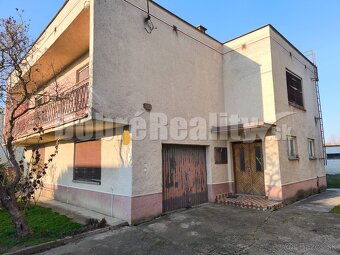 Priestranný ,slnečný rodinný dom v pôvodnom stave , vhodný n - 2