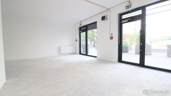 Na prenájom STEIN II., 44 m2 nebytový priestor s terasou 48m - 2