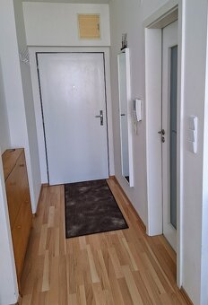 PREDAJ - 1. izbový byt - Tomášikova ulica - Nové Mesto - 2