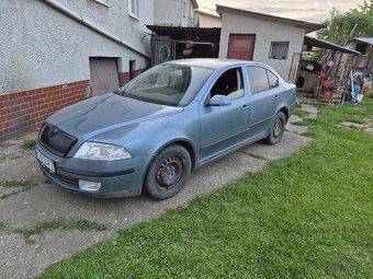Skoda octavia 2 1,6b - 2