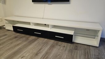 stolík pod TV - 2