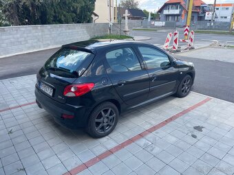 Peugeot 206+ 1.4HDi r.v. 10/2011 - 2