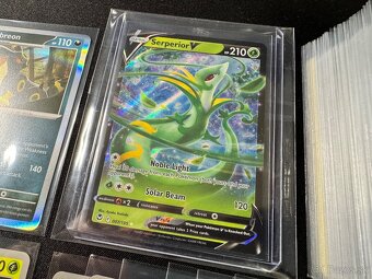 Pokemón MEGA balík (C): 100ks kariet v obaloch s V + darčeky - 2