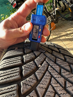 Zimne pneu Bridgestone 215/55R17 98V Blizzak LM005 - 2