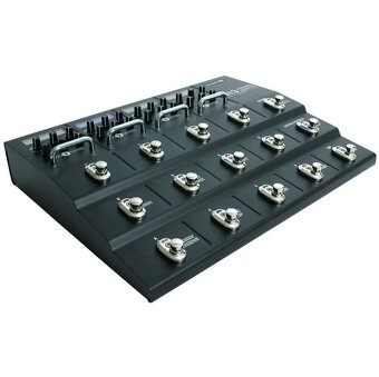Line6 m13 - 2