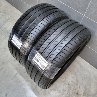 Letné pneumatiky 235/45 R17 MICHELIN DOT1117 - 2
