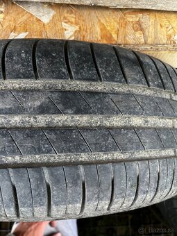 GOODYEAR 195/60/15 - 2