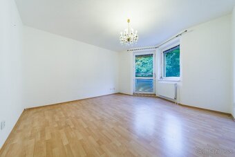VEĽKÝ 3-IZB. BYT 101M2, DVA BALKÓNY, TICHÉ PROSTR, STUPAVA - 2