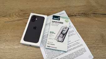 Apple iPhone 16 256GB čierny - 2