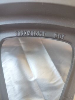 HARLEY DAVIDSON PREDNE KOLESO 19X2,5 - 2