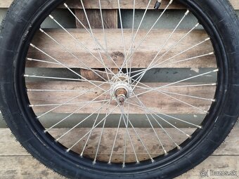 Koleso na káru, KÁRA - 2