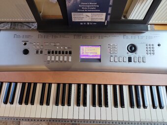 Predám YAMAHA  DGX 630 - 2