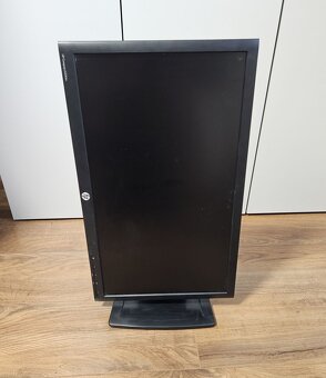 Otočný 23" monitor HP Compaq LA2306x - 2