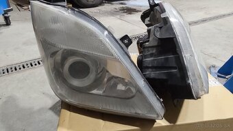 Svetlo Mercedes Sprinter - 2