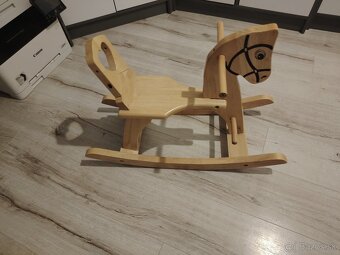 Drevený hojdaci kôň - 2