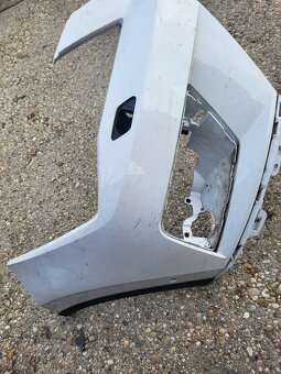 Seat ateca naraznik predny 575807221 - 2