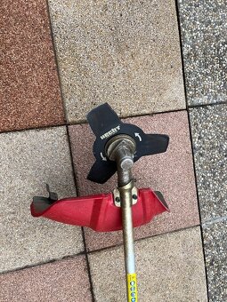 Benzínový krovinorez - HECHT 129 BTS - 2