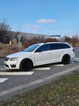 Skoda Octavia 3 RS TDI DSG Kombi - 2