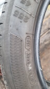 Predam letne gumy 225/45 R20 - 2