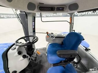 New Holland T8020- T8050 - 2