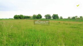 HALO reality - Predaj, pozemok pre rodinný dom   688 m2 Caba - 2