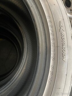 235 50 r19 - 2