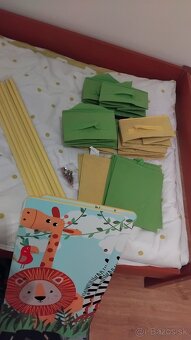 regál na hračky s boxami zvieratká - 2