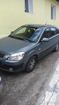 Kia rijo - 2