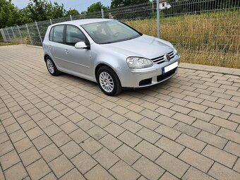 Volkswagen Golf 5 2.0tdi - 2