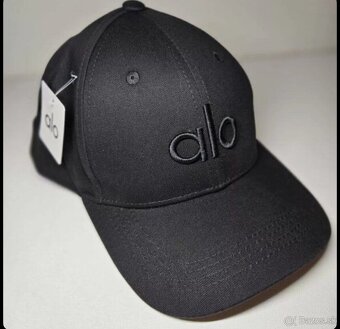 🧢 ALO YOGA ŠILTOVKA – BLACK ON BLACK – NOVÁ 🖤 - 2