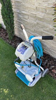 Robotický Bazénový vysávač Zodiac Voyager 2X vo výbornom sta - 2