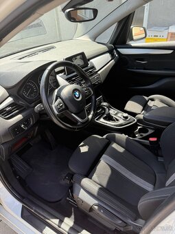 bmw 218d - 2