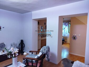 Na predaj 2 izbový byt s balkónom vo Veľkom Krtíši - 2