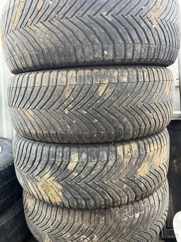 265/60r18 Michelin Cross Climate suv - 2