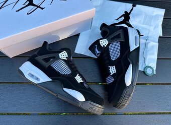 Nike Air Jordan 4 Retro "White Thunder" Black/White tenisk - 2