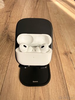 AirPods pro 2. generácie, lightning konektor - 2