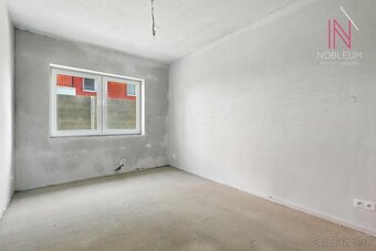 2 izbový byt s terasou a záhradou v Senci - 2