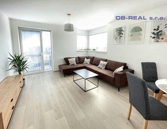 Veľký 3-izbový byt 87,7 m2 v Galante na PREDAJ - 2