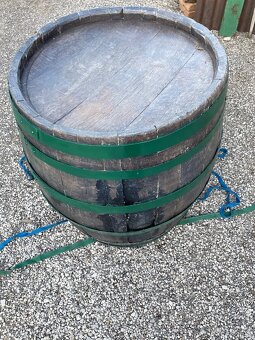 Predám veľký drevený dubový sud - 2