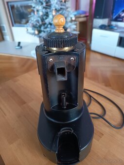 mlyncek na kavu Rossi RR45 - 2