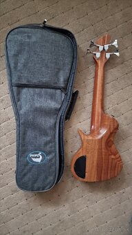 Elektricka mini basova gitara Batking - 2