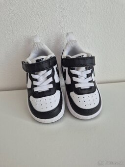 Tenisky Nike v TOP stave - 2