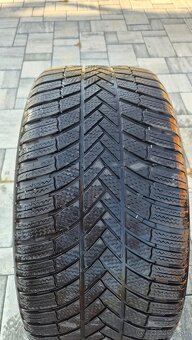 Predám 2 ks zimných pneumatík Bridgestone - 2