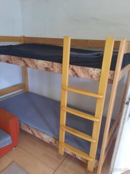 Poschodova postel - 2