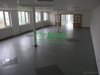 NA Predaj rodinný dom s možnosťou podnikania - 2