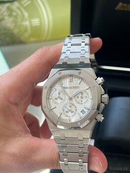 Audemars Piguet Royal Oak Chronograph - 2