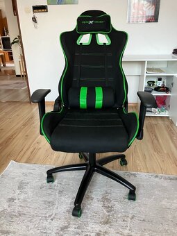 Na predaj: Herná stolička Apex Racer – čierno-zelená - 2